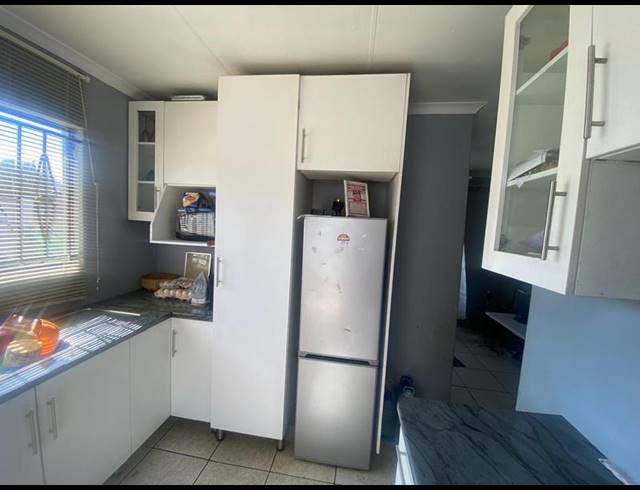 2 BEDROOM HOUSE FOR SALE IN NATURENA EXT 19